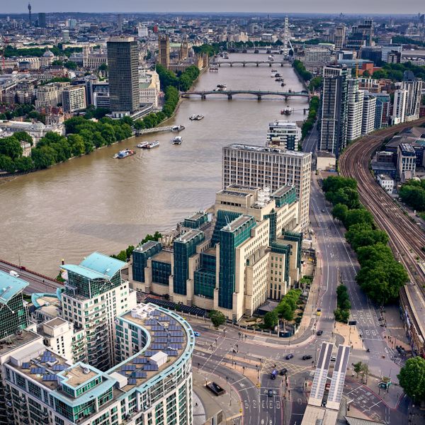 MI6
